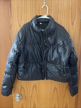 Double Zero Black Cropped Puffer Jacket